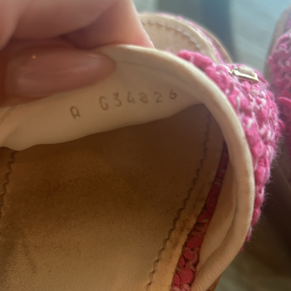 Chanel pink tweed logo slides 38.5 - Picture 3 of 3
